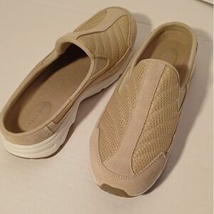 Easy‎ Spirit Beige Slip-On Low Top Athletic Sneakers Unisex Adults